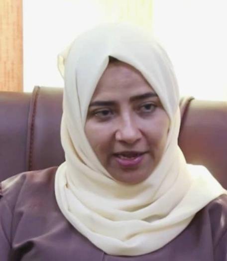الرئيس الزُبيدي يعين المحامية نيران سوقي رئيساً لهيئة المرأة والطفل بالمجلس الانتقالي وياسمين مساعد نائباً.