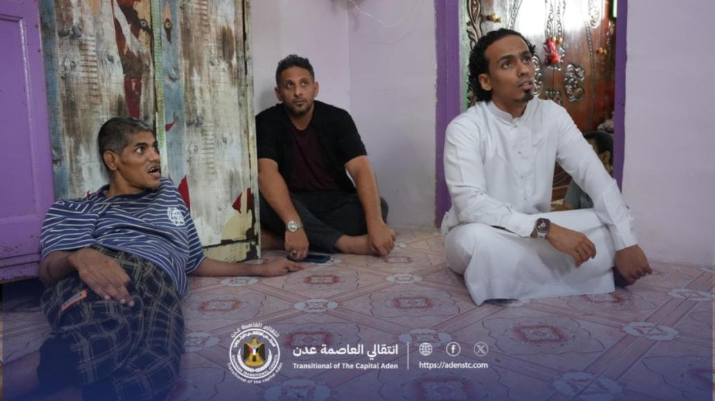 في لفتة إنسانية كريمة.. السقاف يتفقد أوضاع أسرة البيضاني بالقلوعة