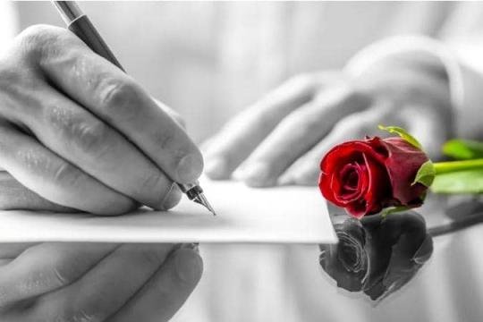 مفعمة بالرومانسية.. كلمات قصيرة في الحب