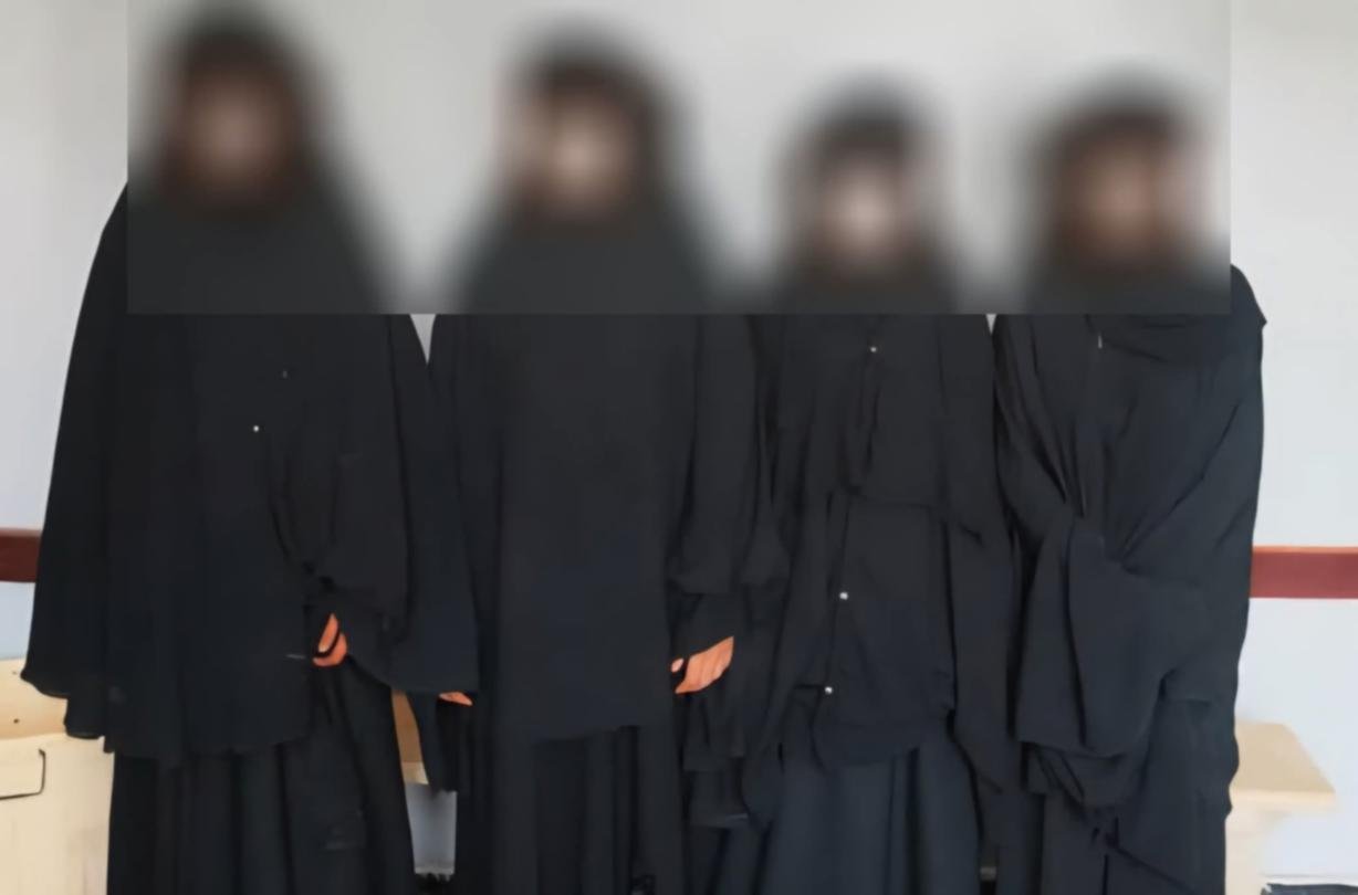 أمن العاصمة عدن يضبط عصابة نسائية متخصصة في النشل والسرقة