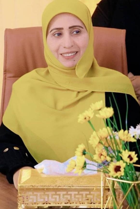 مدير عام تربية العاصمة عدن تهنئ المعلمين والمعلمات بـ "اليوم العالمي للمعلم"