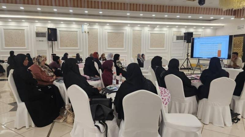 العاصمة عدن.. برنامج تدريبي لتعزيز الدور النسوي في بناء السلام ومواجهة العنف الرقمي