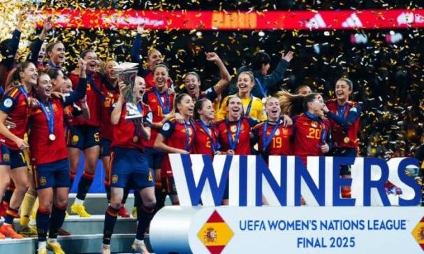 سيدات إسبانيا يحتفظن بلقب دوري أمم أوروبا لكرة القدم