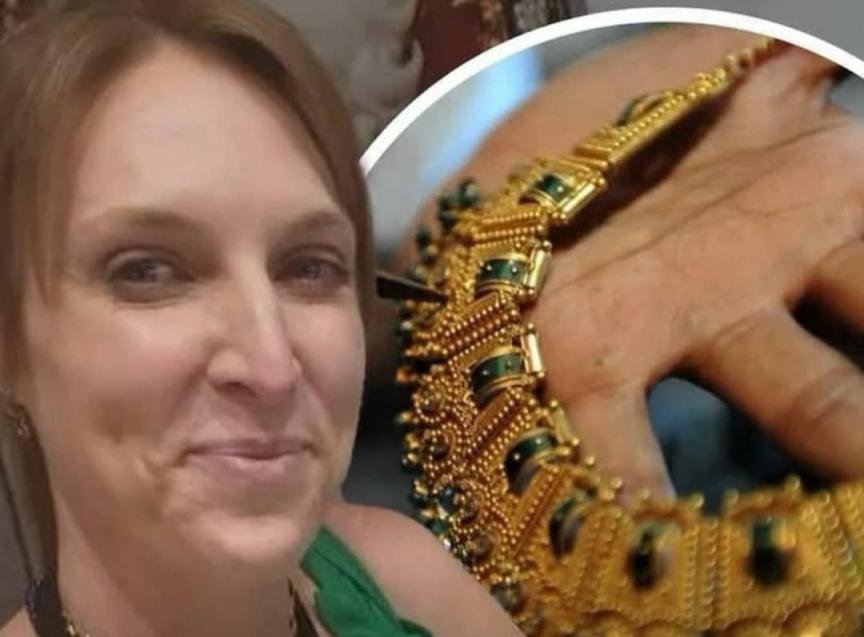 في حادثة احتيال صادمة،.. سائحة أمريكية تشتري مجوهرات مزيفة بثمن باهض في الهند