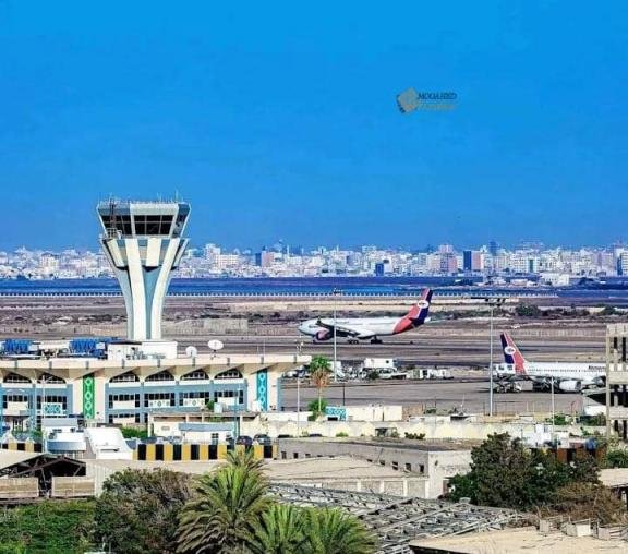 شرطة العاصمة عدن تؤكد أهمية الوعي المجتمعي والالتزام بإجراءات السلامة العامة