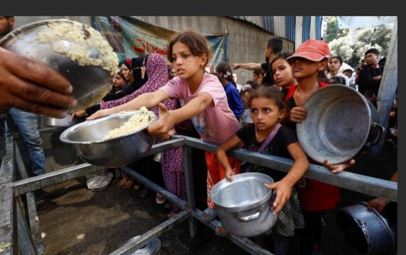 "أطفال غزة" وثالوث الجوع والمرض والقصف..!
