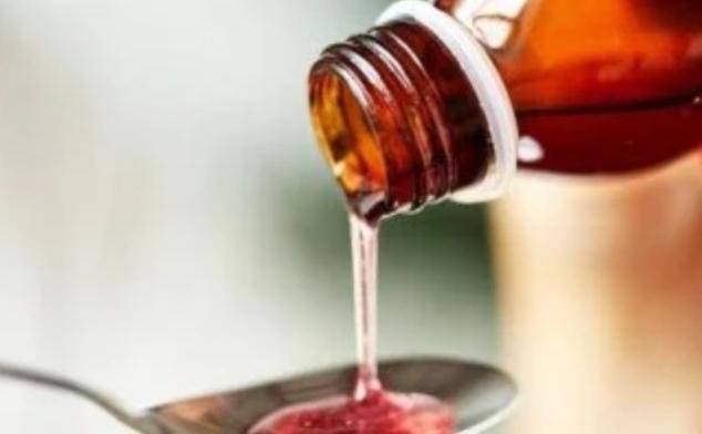 الهند.. إيقاف علاج باراسيتامول للأطفال