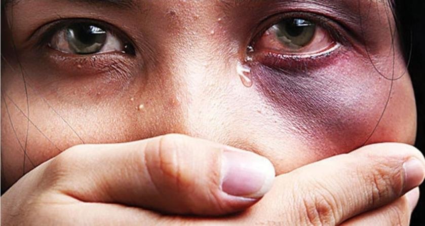 "المعنفات في البيوت" صرخات خلف الأبواب..!