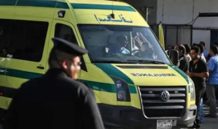 سيدة مصرية تدهس طفلة بسيارتها بعد تشاجرها مع ابنها