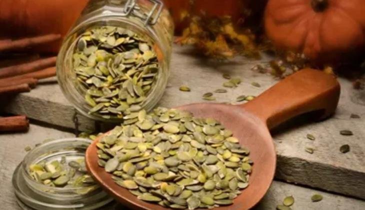 ما لا تعرفه عن بذور اليقطين.. صحية لكن قد تكون خطيرة