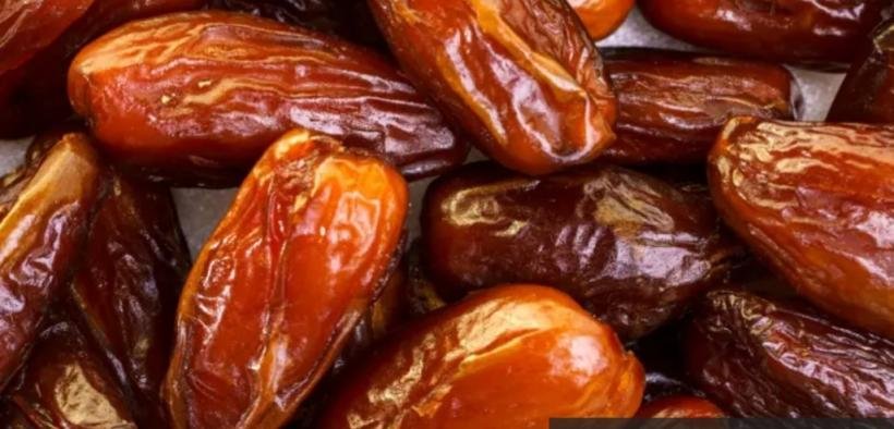 لماذا يجب أن تبدأ إفطارك بتناول التمر في رمضان؟