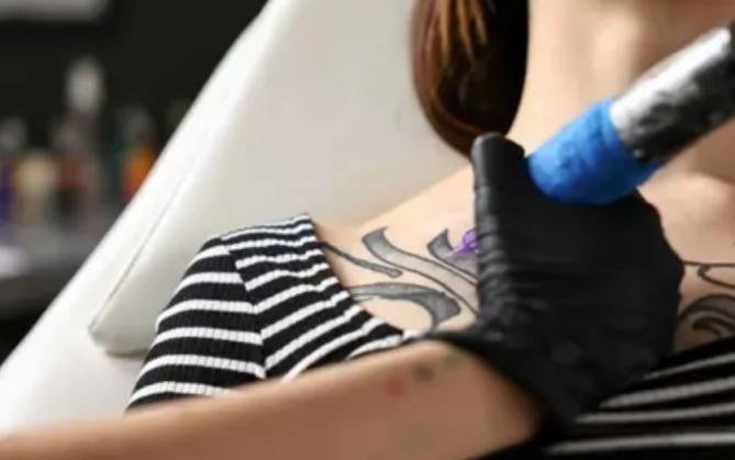 "الوشم" هل يؤثر على جهاز المناعة