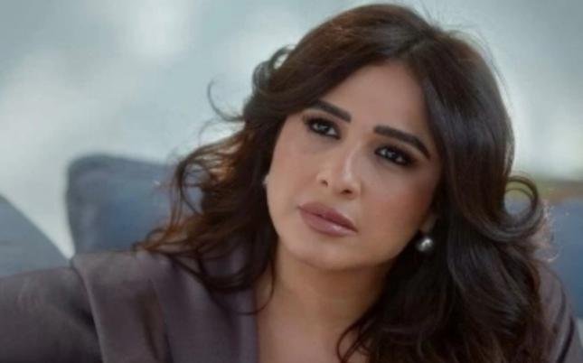 لم تخضع لعمليات تجميل.. الفنانة ياسمين: الجمال الحقيقي ينبع من الداخل