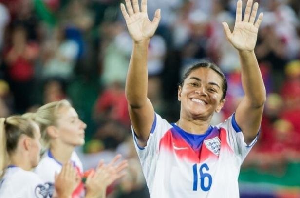 وصفها بـ "الشيطانية".. محاكمة رجل مسن أهان لاعبة إنجليزية