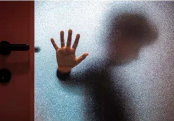 اعترافات صادمة لطفلين تعرضا للتعنيف على يد زوجة أبيهما في سوريا