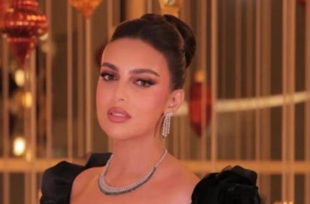 مفاجئة تشعل منصات التواصل الاجتماعي.. انفصال الفنان حمدي الميرغني عن زوجته الفنانة إسراء