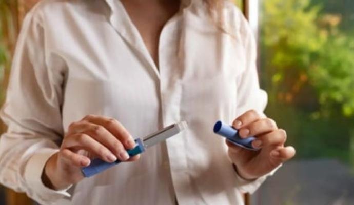 بسبب حقنة تخسيس.. وفاة طالبة مصرية في لندن