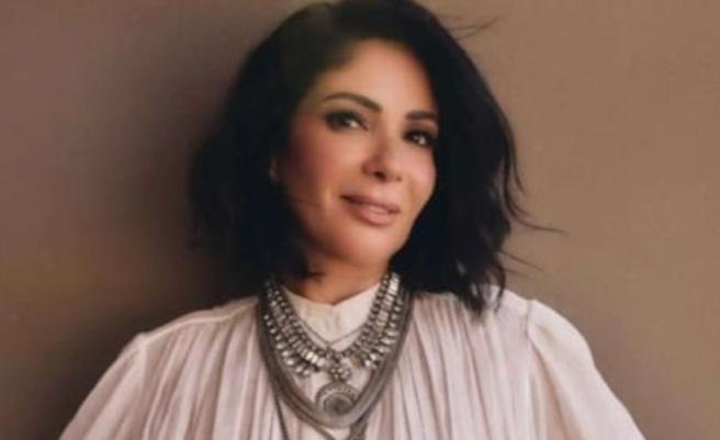 تفاصيل مؤلمة.. الفنانة منى زكي تكشف عن فقدانها 7 أجنة وتنفي خبر الخلافات الزوجية.