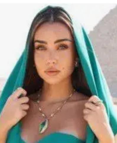 هنا الزاهد تنجو من الموت
