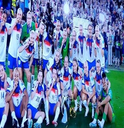 عاجل : المنتخب الإنجليزي بطلا ليورو السيدات 2025