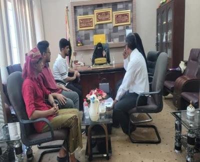 المهرة..  باكريت: نسعى لتعزيز وعي الفتيات في مواجهة الابتزاز الإلكتروني