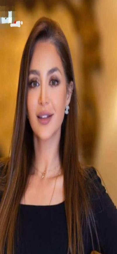 الرئيس السوري يختار الفنانة روزينا لاذقاني لعضوية مجلس الشعب السوري