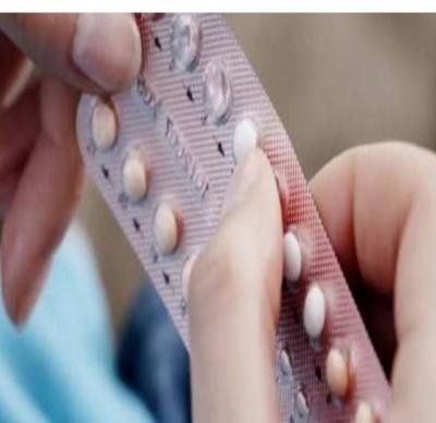 معلومات مضللة  تُثني النساء عن استخدام حبوب منع الحمل