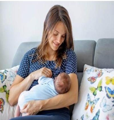 حرمان الطفل من حليب أمه .. ماذا يقول الشرع في ذلك؟