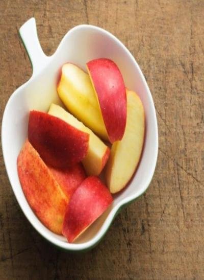 5 أسباب لتناول تفاحة قبل النوم