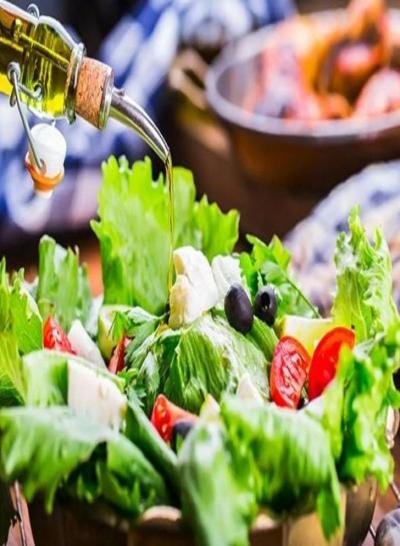 تعرفي عليها.. أطعمة قد تقلل خطر الإصابة بسرطان القولون والمستقيم